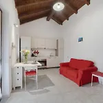 La Mansarda Di Mariuccia 펜션 *