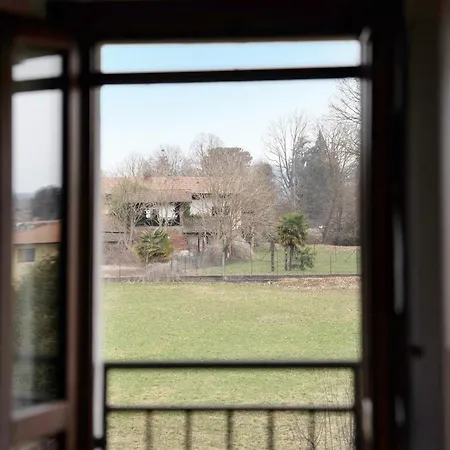 La Mansarda Di Mariuccia * Castelletto sopra Ticino