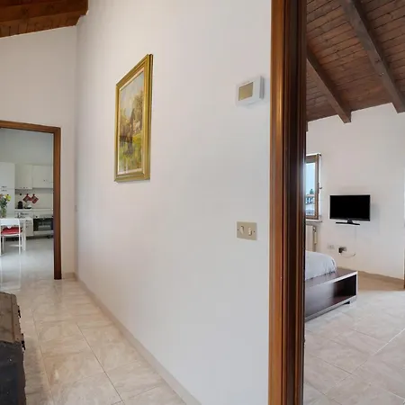 La Mansarda Di Mariuccia Tatil Evi